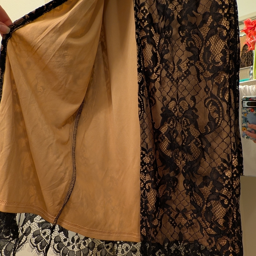 NWT Lulu's Classy Flirtation Black And beige Bustier Maxi Dress Size Small - Picture 12 of 16